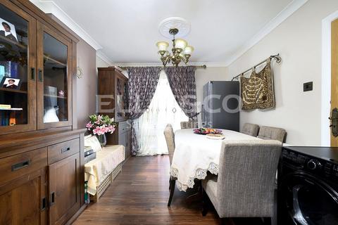 3 bedroom semi-detached house for sale, Kenton, Harrow HA3