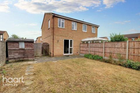 2 bedroom semi-detached house for sale, Corbridge Drive, Luton