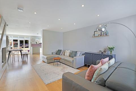 34 Highfield Green, Epping, CM16 5HD