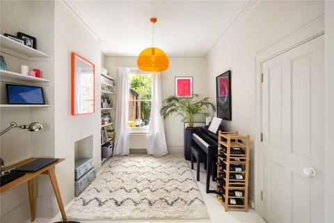 48 Coopersale Road, London, E9 6BA