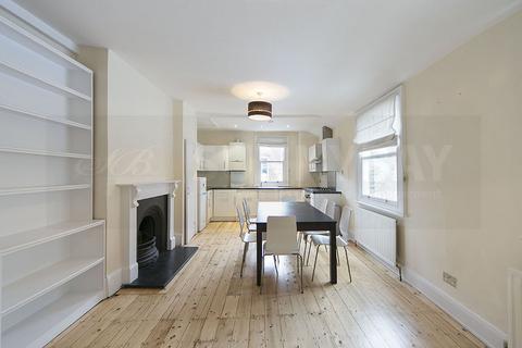 3 bedroom maisonette to rent, Ormiston Grove, London W12