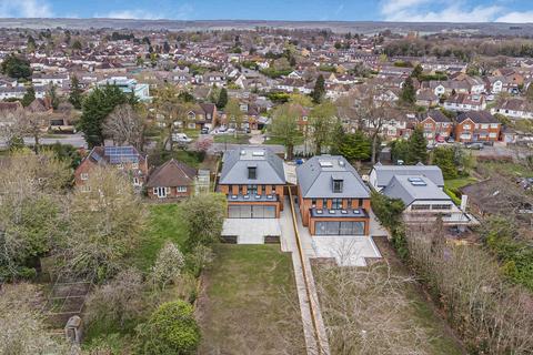 5 bedroom detached house for sale, The Meadway, Tilehurst, RG30