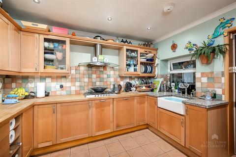 4 bedroom semi-detached house for sale, St. Johns Road, Plymouth PL9