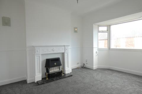 2 bedroom flat to rent, Grace Street, Byker