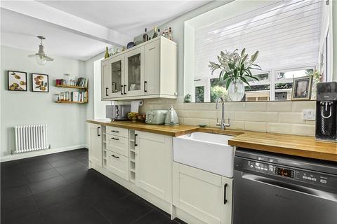 19 Ashley Drive, Twickenham, TW2 6HJ