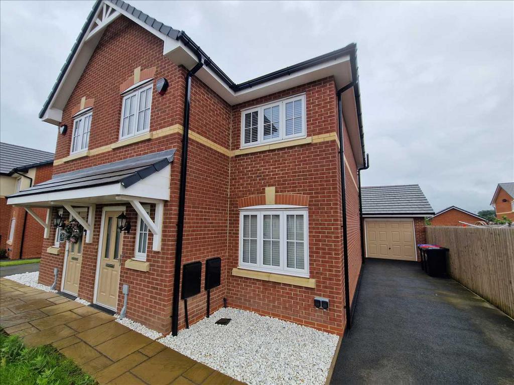 Sapphire Drive, PoultonleFylde 3 bed house to rent £1,200 pcm (£277 pw)