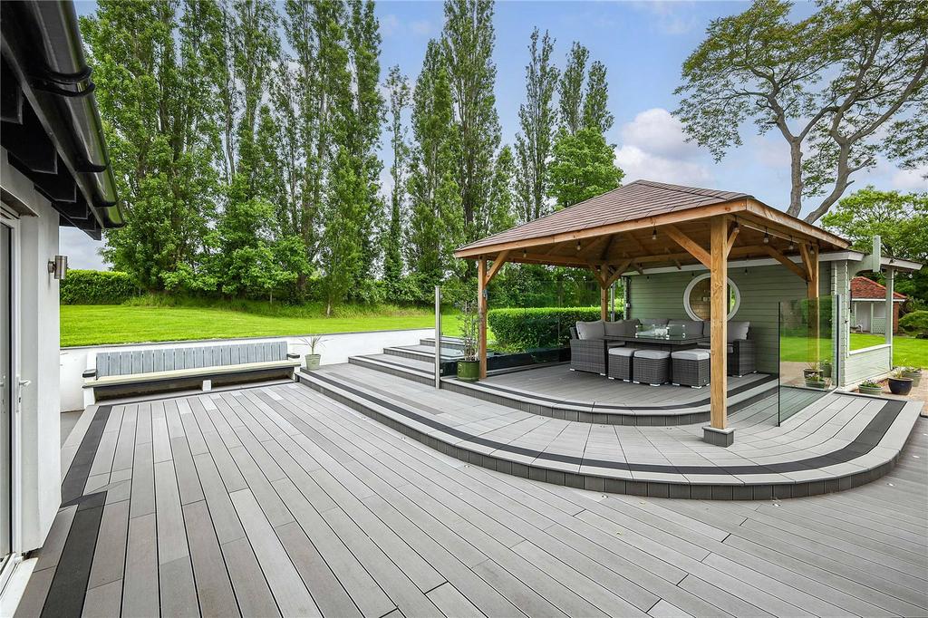 Entertaining Area