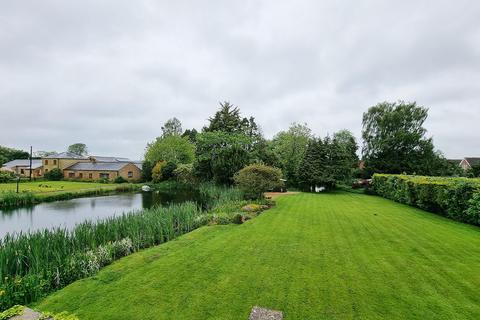 78 Ampthill Road, Silsoe, Bedford, MK45 4HB