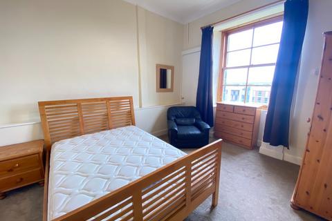 5 bedroom flat to rent, Parkside Terrace, Newington, Edinburgh, EH16