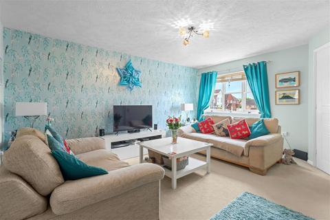 3 bedroom end of terrace house for sale, Lavant Road, Pevensey BN24