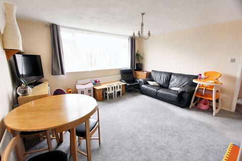 2 bedroom flat to rent, Maidstone, Maidstone ME16