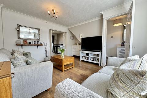 3 bedroom semi-detached house for sale, Enfield Drive, Barry