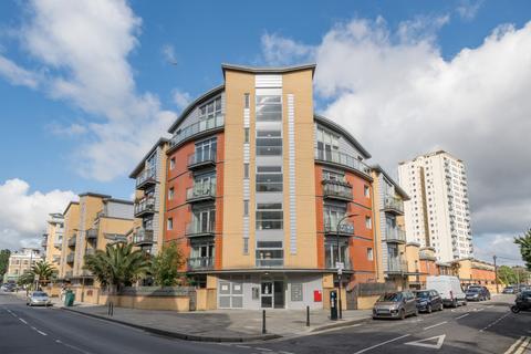 1 bedroom apartment for sale, Ismailia House, 20 Townmead Road, London