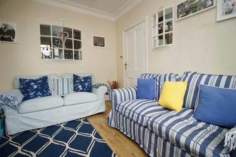 2 bedroom end of terrace house for sale, Queens Terrace, Filey YO14