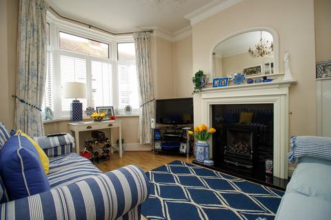 2 bedroom end of terrace house for sale, Queens Terrace, Filey YO14