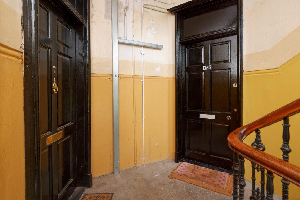 Ettrick Place, Glasgow G43 1 bed flat for sale £110,000