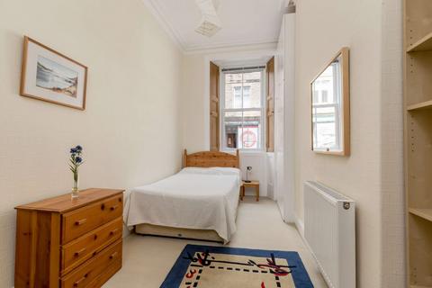 2 bedroom flat to rent, 2808L – Grange Loan, Edinburgh, EH9 2NP