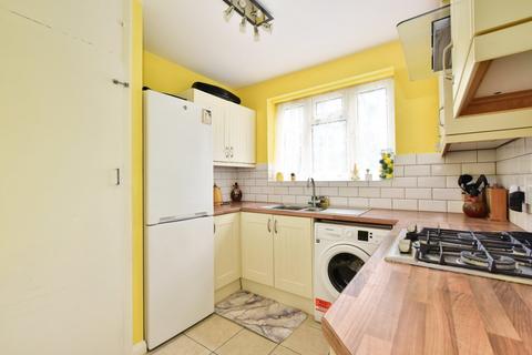 2 bedroom maisonette for sale, Poundfield, Leavesden, Herts, WD25