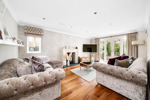 5 bedroom detached house for sale, Fields End, Oxspring