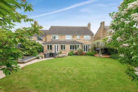 5 bedroom detached house for sale, Fields End, Oxspring