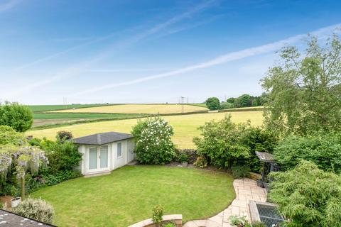 38 Fields End, Oxspring, Sheffield, S36 8WH