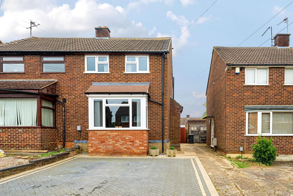 Townfield Road, Flitwick, MK45 2 bed semidetached house for sale £