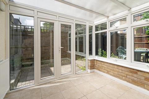 61 Hessel Road, London, W13 9EU