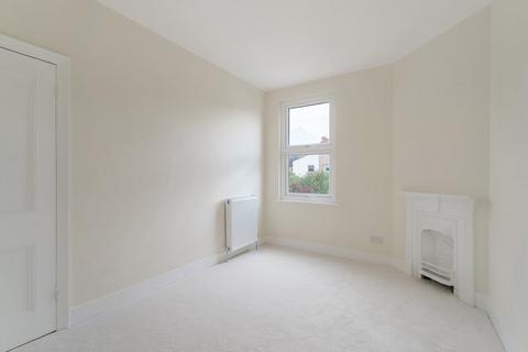 61 Hessel Road, London, W13 9EU