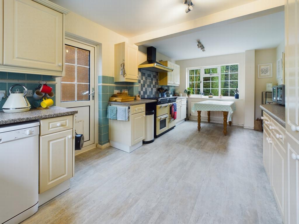 Kitchen/Breakfast