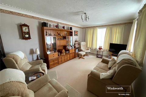 3 bedroom link detached house for sale, Western Avenue, Barton on Sea, New Milton, Hampshire, BH25