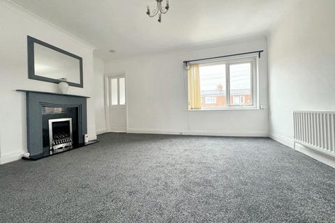 2 bedroom flat for sale, Station Avenue South, Fencehouses, Houghton Le Spring, Tyne and Wear, DH4 6HN
