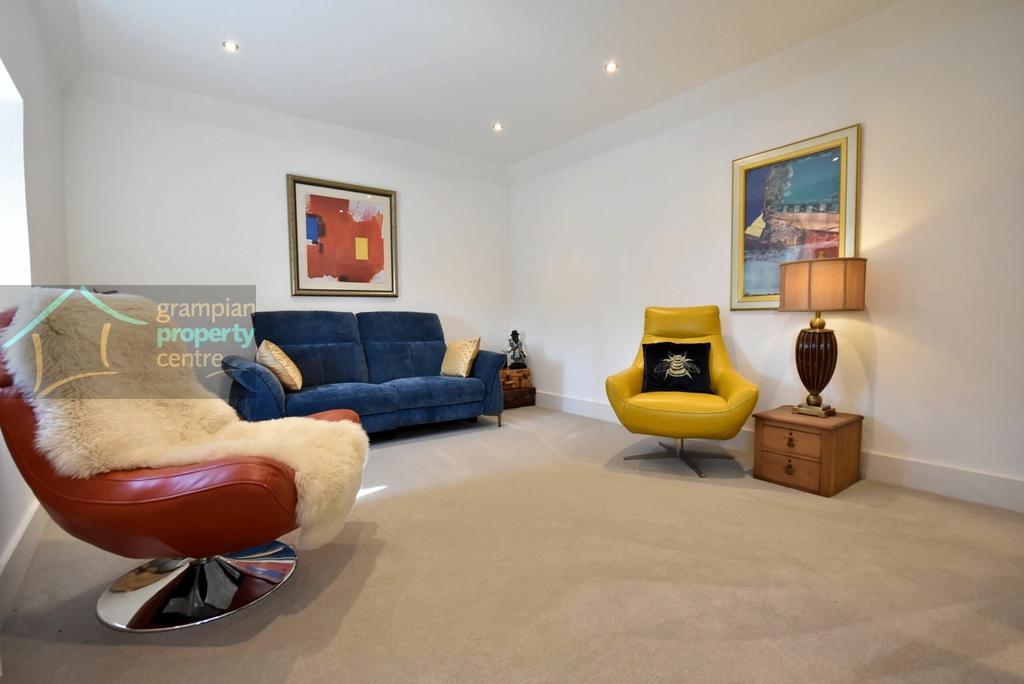Lounge 2
