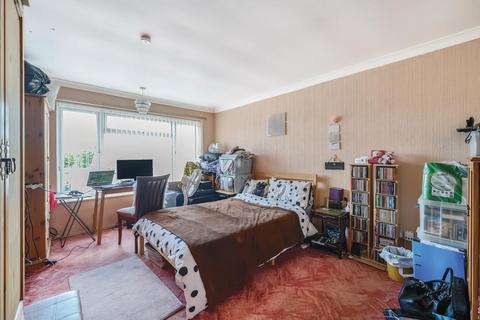 2 bedroom semi-detached bungalow for sale, Swindon,  Wiltshire,  SN25
