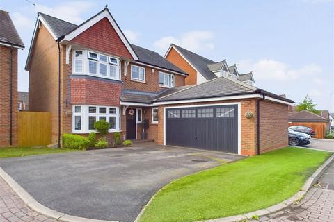 4 bedroom detached house for sale, Stone Mason Crescent, Ormskirk, L39 2BN