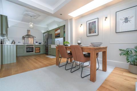 4 bedroom terraced house for sale, Park Hall Road, London, N2