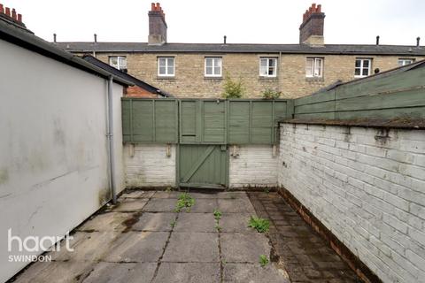 2 bedroom terraced house for sale, Faringdon Road, Swindon