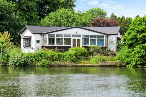 3 bedroom detached house for sale, Riverside, Staines-upon-Thames TW18