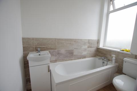 1 bedroom flat to rent, Bradford, BD3 0po