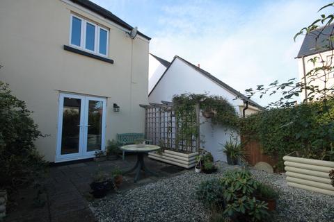 2 bedroom semi-detached house to rent, Strawberry Fields, North Tawton, EX20