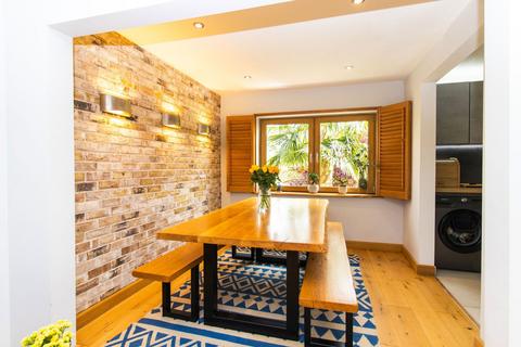 New House Bible Fields, Dummer, Basingstoke, RG25 2AN