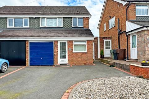 3 bedroom semi-detached house for sale, Windrush Road, Hollywood, B47 5QA