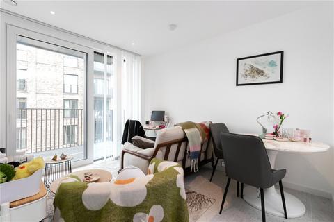 undefined, Sidney Street, London, E1
