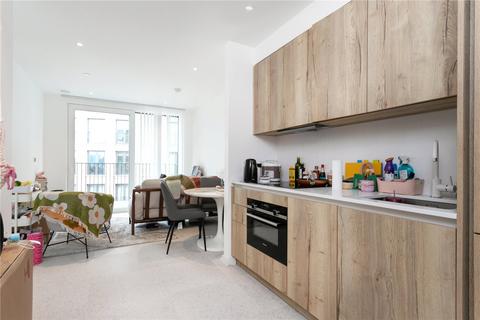 undefined, Sidney Street, London, E1