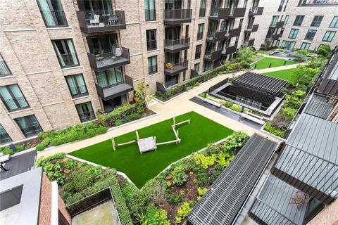 undefined, Sidney Street, London, E1