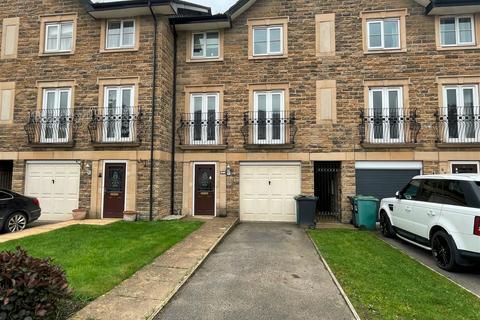 4 bedroom townhouse for sale, Baildon Way, Skelmanthorpe, Huddersfield, HD8 9GY