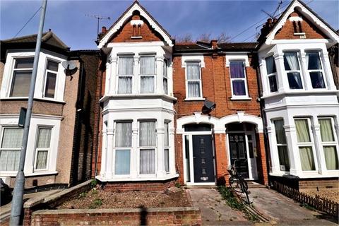 3 bedroom end of terrace house to rent, Central Avenue, Southend on sea, Southend on sea,