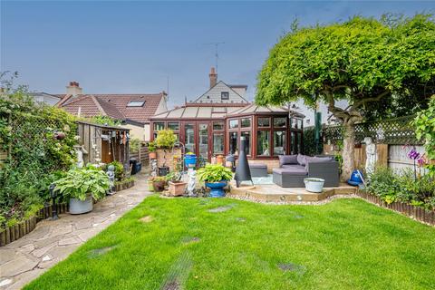 300 Central Avenue, Southend-on-sea, SS2 4EE