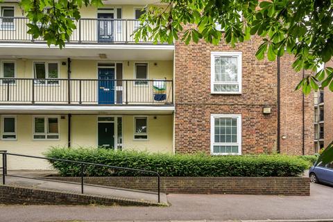 2 bedroom flat for sale, Turnham Road, Brockley