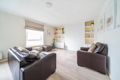 2 bedroom flat for sale, Turnham Road, Brockley