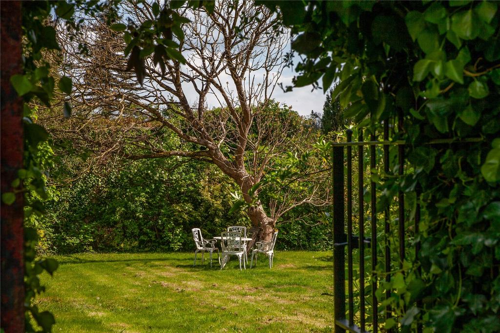 Walled Garden